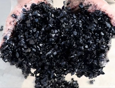 盐湖沥青冷补料（沥青砂）的优势特点与施工流程解析